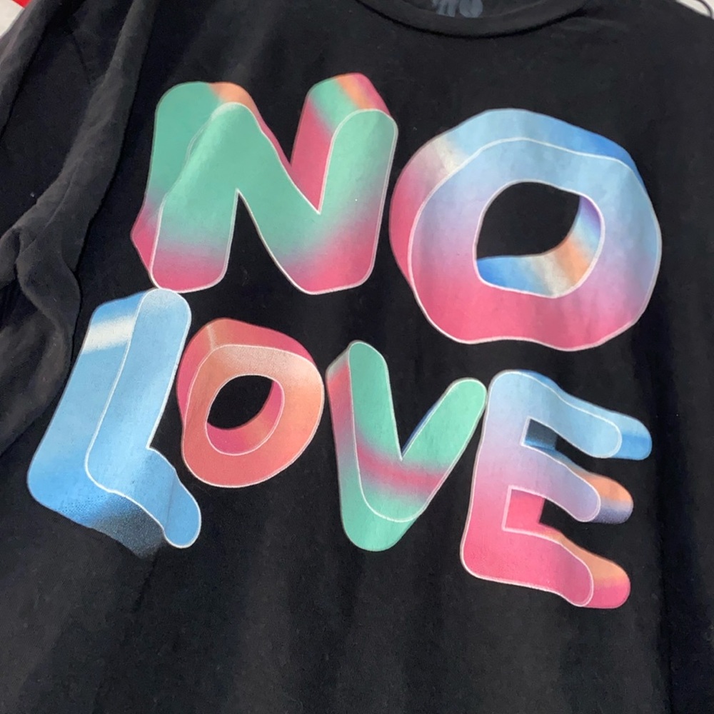 No Love T-shirt